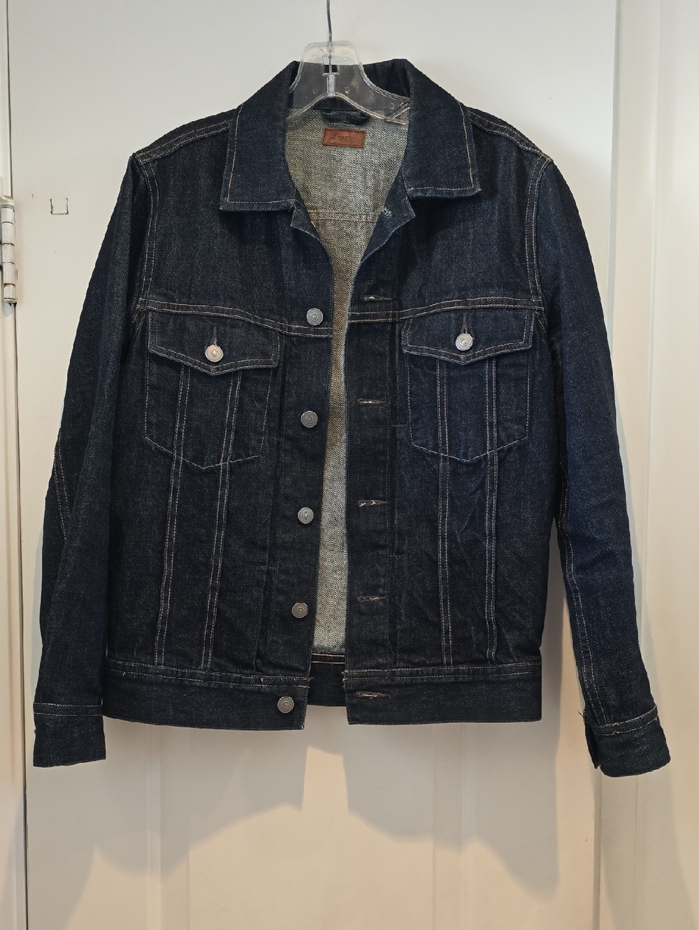 J - Crew. Classic Dark Blue Denim Jacket - Men XS